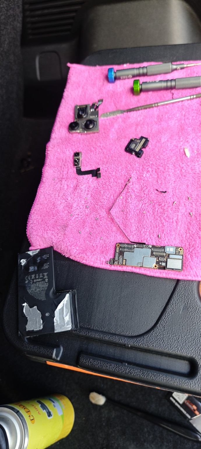 Reparación electrónica de placa lógica