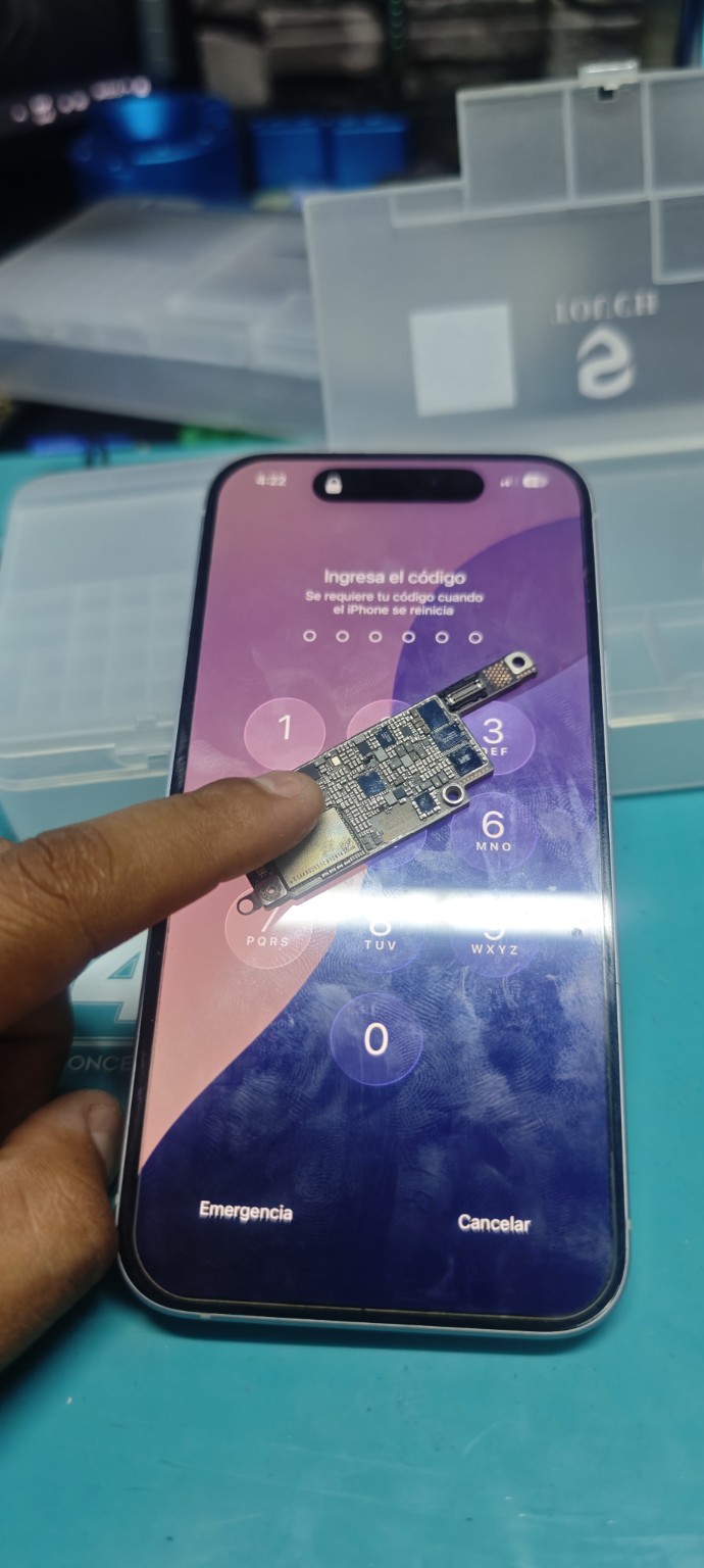 Recuperación electrónica de placa lógica de iPhone
